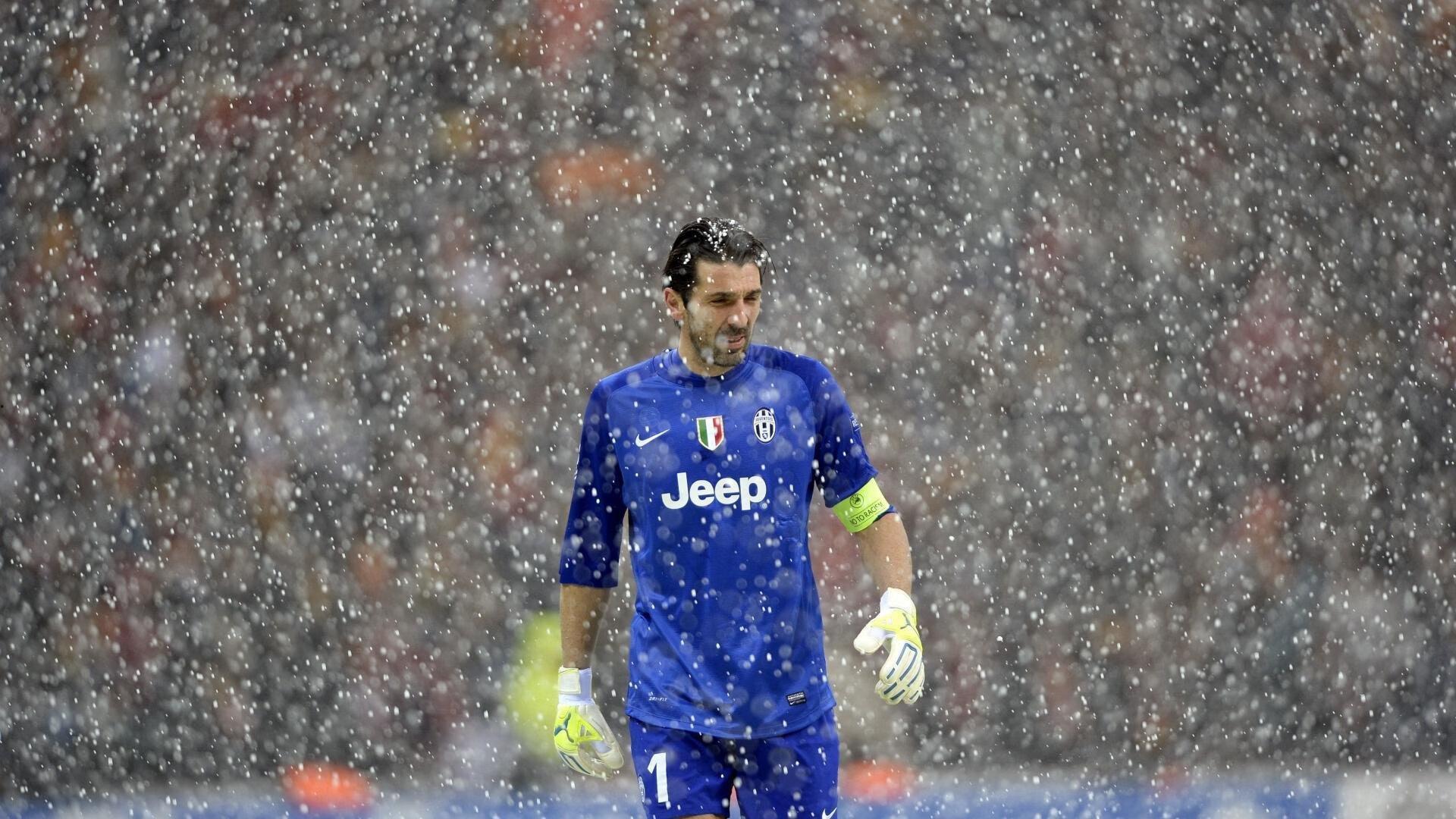 纽卡斯尔联瞄准水晶宫后卫格伊，转会费预计4000万英镑，切尔西加入竞争战局