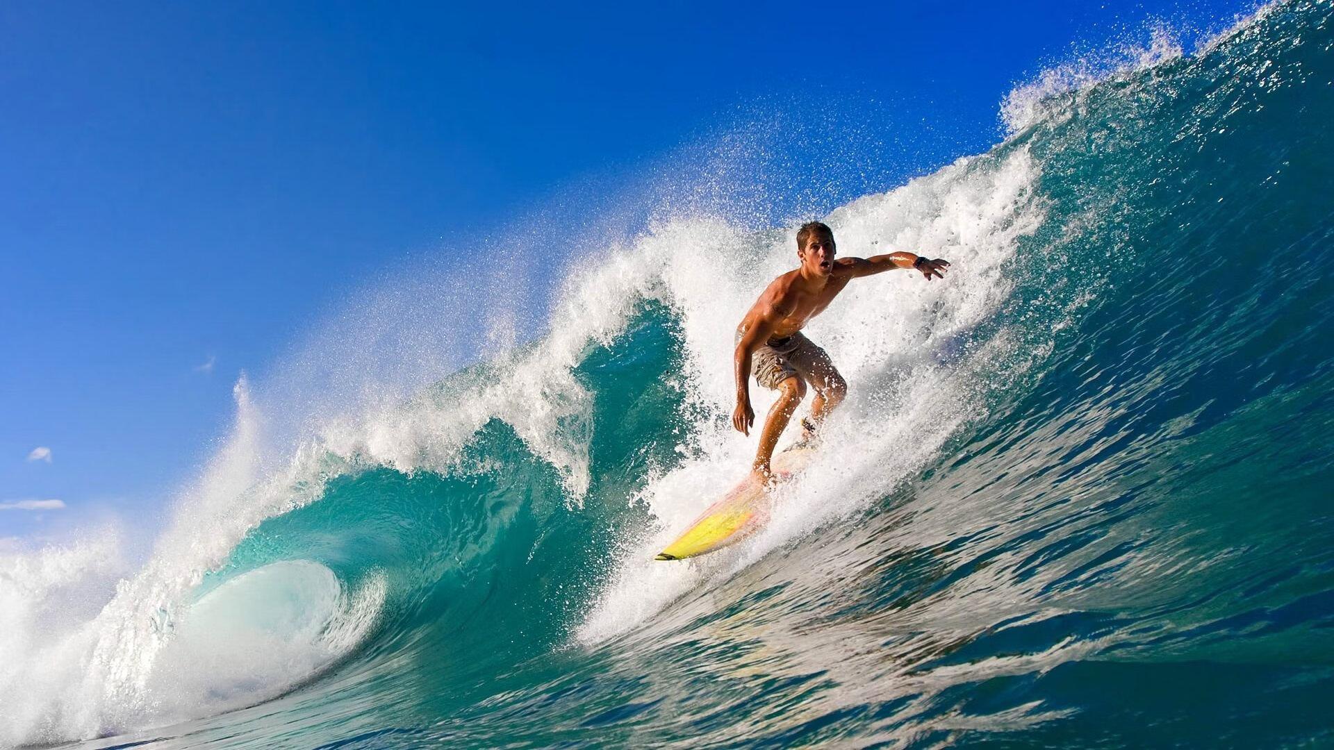 沃诺克，布拉德利唯一的隐患是伤病，他应效仿梅罗与萨拉赫的身体训练之道